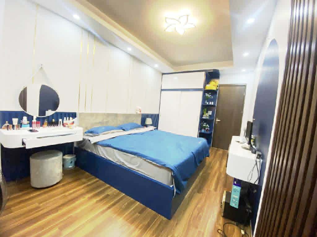 BÁN GẤP NHÀ TÂY HỒ MỚI ĐẸP 34M x 6 TẦNG 6.9 TỶ.